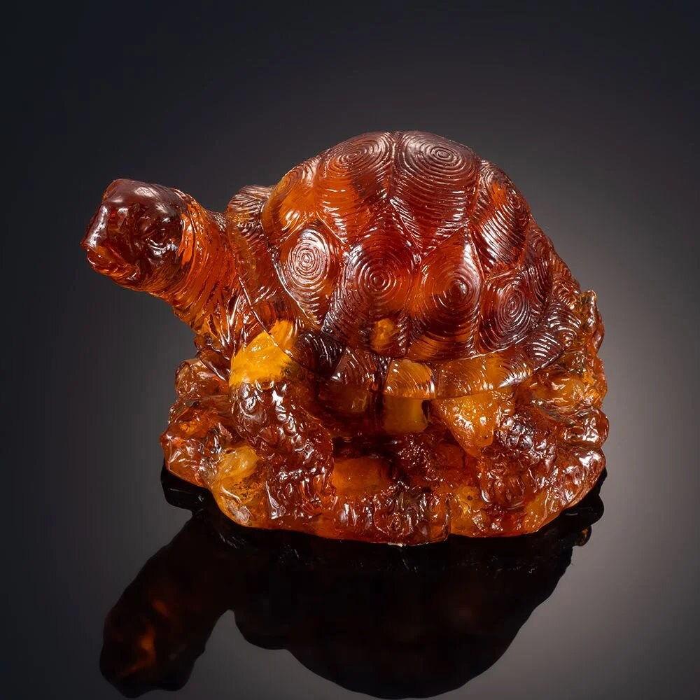 Turtle figurine from natural Baltic amber|amber Turtle |Amber Turtle Sculpture |Amber Souvenir Statuette| unick gift