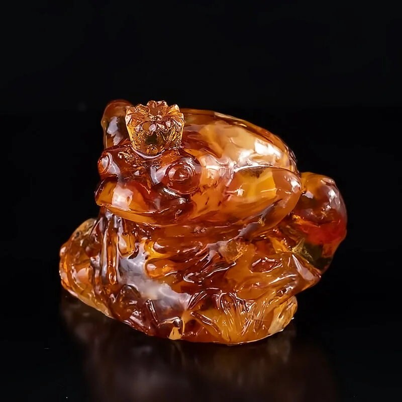 Amber Frog figurine|Souvenir amber Frog Princess|Amber Sculpture|Large Amber Statuette|Money toad amber|good luck