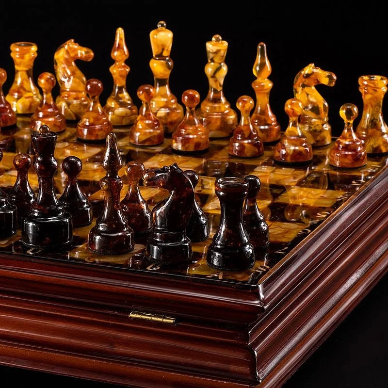 Elegant amber chess in an oak lacquered casket with figures|Wooden Amber Chessboard |Chess Figures|Board Game|Vip Gift|Handmade Luxury Chess