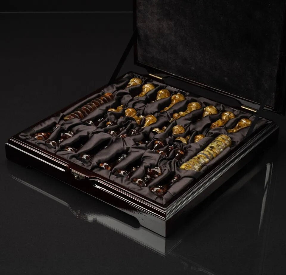 Deluxe Amber Chess Set with Hand-Carved Amber Pieces|Amber checkers| Wooden Amber Chessboard |Chess Figures|Board Game