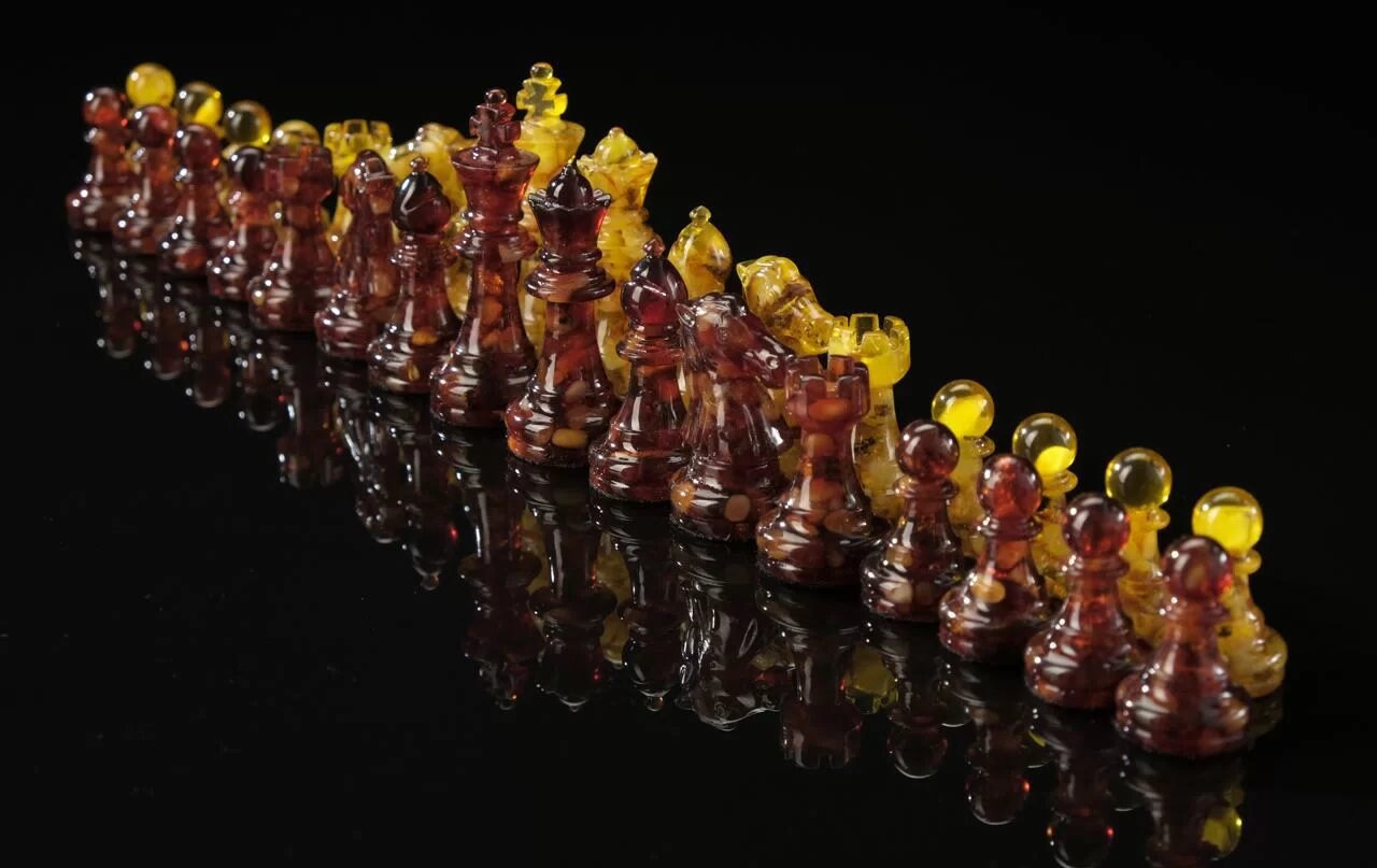 Handmade carved amber classic I chess large figures |Luxury Amber chess pieces cognac honey color| Board Game|Vip Gift| unique chess gift