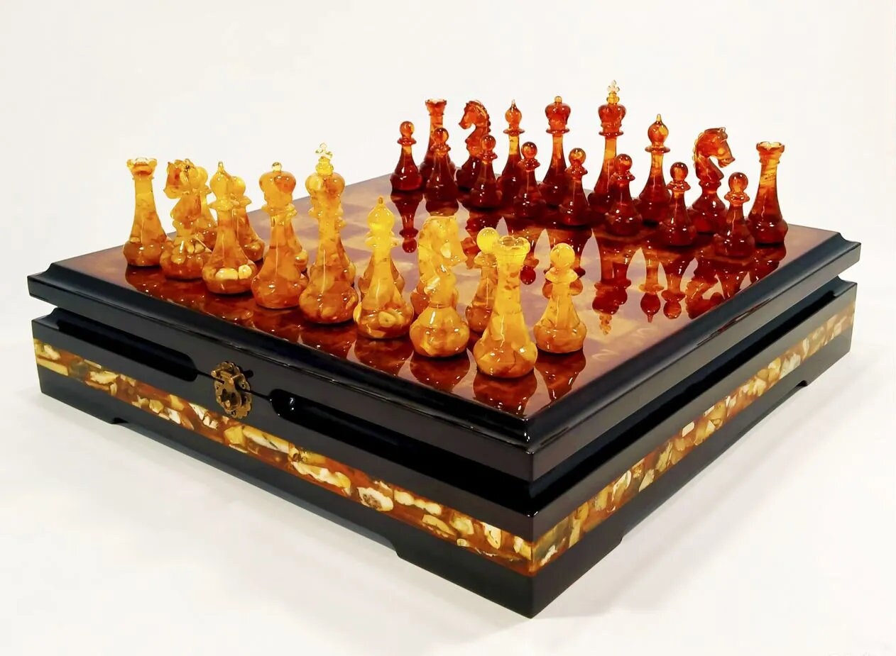 AMBER CHESS SET Europe|Premium Chess Set Wooden Amber Chess board |Amber chess Pieces|Wooden Chessboard|Chess Figures|Board Game