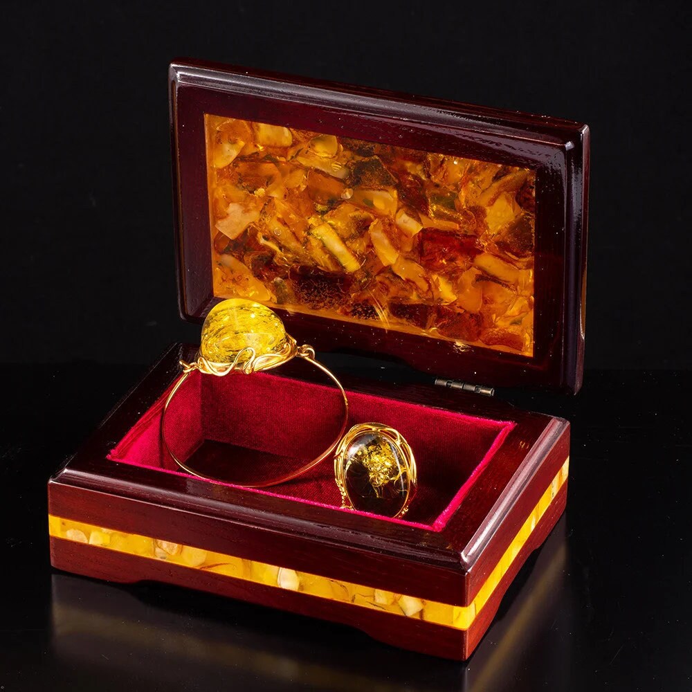 Luxury desktop jewelry box made of lacquered wood and natural amber|Wood amber storage box chest|Keepsake box|Mosaic amber box|Gift for her