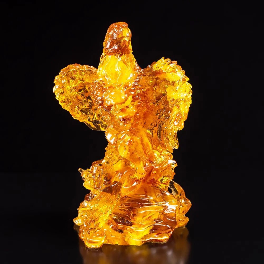 Souvenir figurine with natural amber Eagle on the rock|Amber Souvenir Gift |Amber Eagle Figurine|Handmade Amber Statue Sculpture |Unick gift