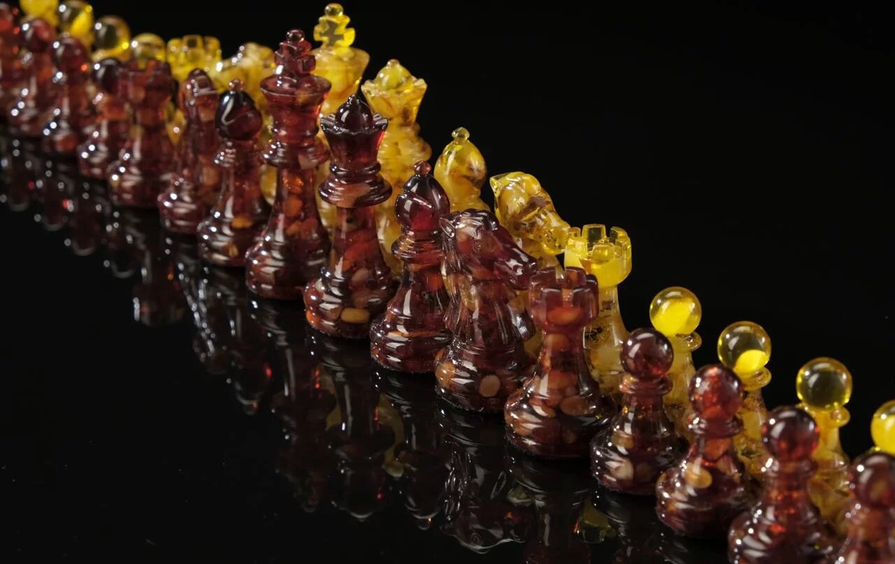 Handmade carved amber classic I chess large figures |Luxury Amber chess pieces cognac honey color| Board Game|Vip Gift| unique chess gift