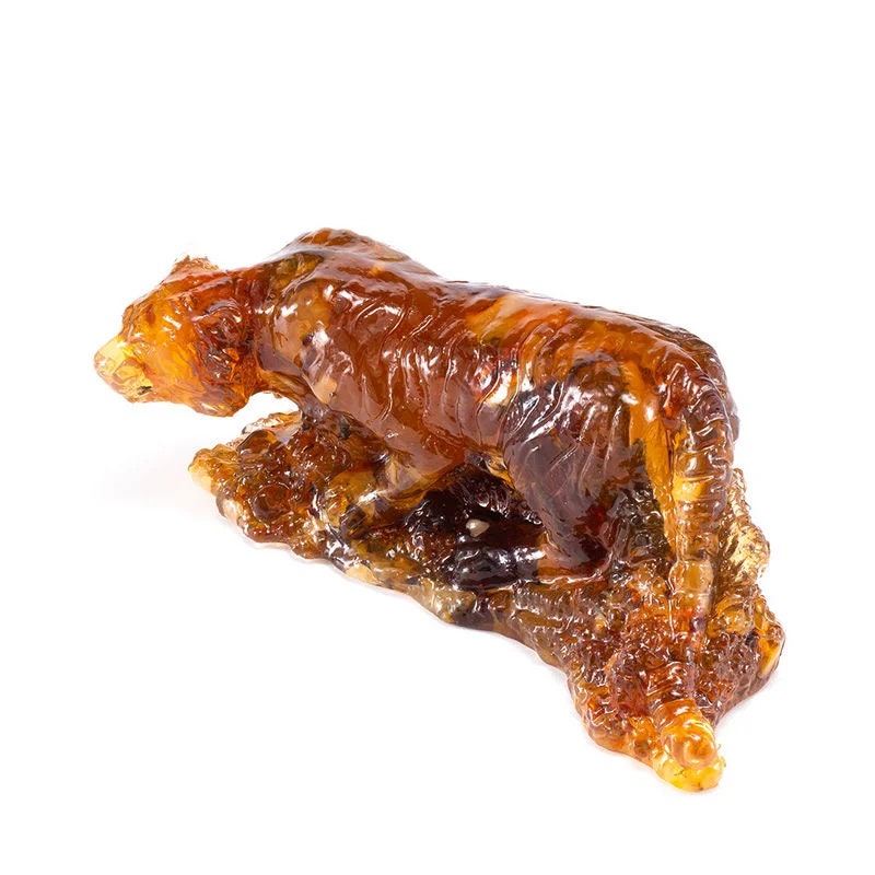 Amber souvenir symbol of bravery and strength Crouching tiger|Home Decor|Amber Souvenir Gift|Handmade Tiger Statuette|Amber Sculpture gift