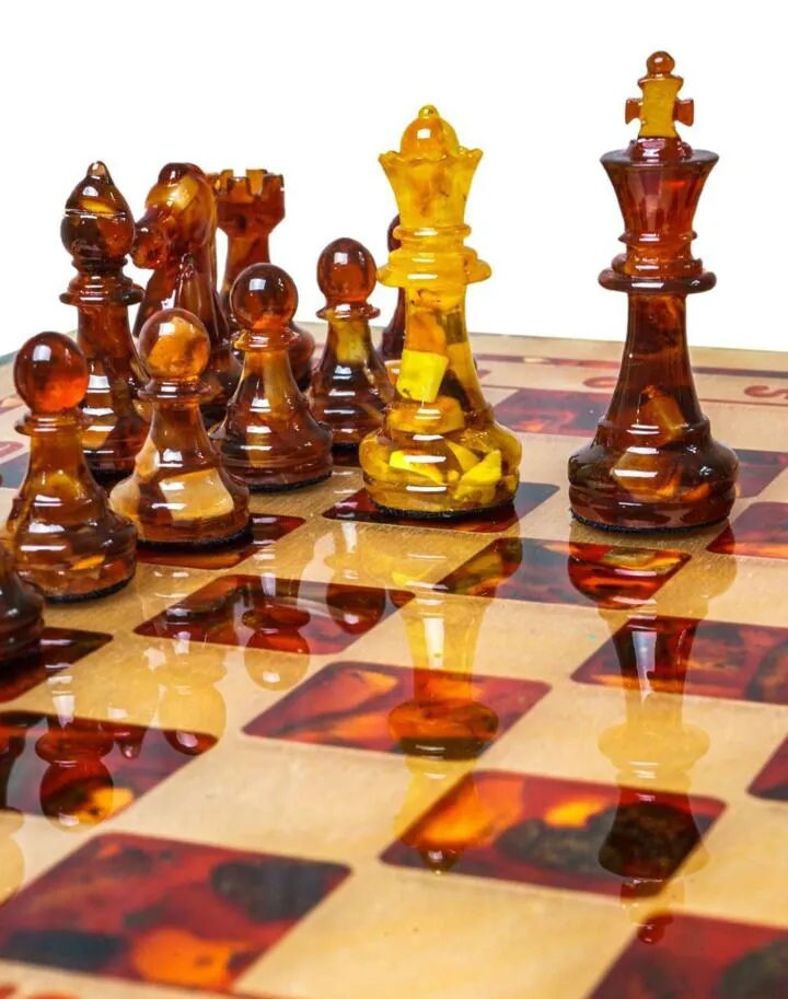 Luxury Amber chess set with classic carved figures on legs|Wooden Amber Chessboard |Chess Figures|Board Game|Vip Gift|Unick chess gift