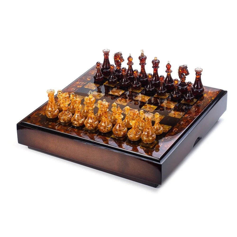 Large amber chess set with chess pieces in a wooden chest|Wooden Amber Chessboard|Amber Chess Figures|Board Game|Vip Gift|luxury chess gift