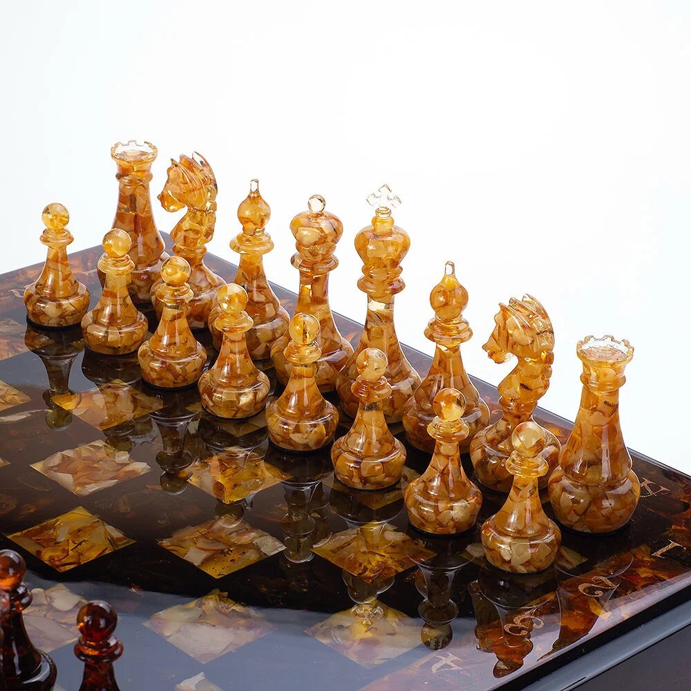 Large amber chess set with chess pieces in a wooden chest|Wooden Amber Chessboard|Amber Chess Figures|Board Game|Vip Gift|luxury chess gift