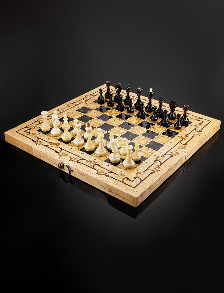 WOODEN FOLDING CHESS Set with Amber Chess Pieces| Premium Wooden Chessboard |Amber Chess Figures |Board Game| Portable Chess set