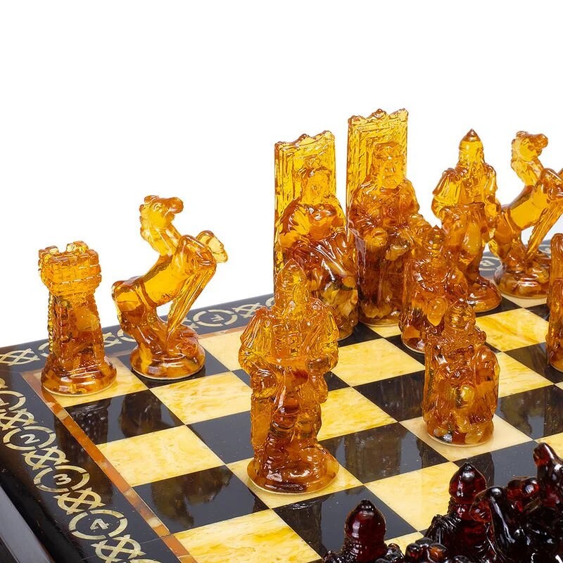 Large amber chess set in an oak casket with large knight pieces|Wooden Amber Chessboard|Amber Chess Figures|Board Game|Vip Gift|chess gift