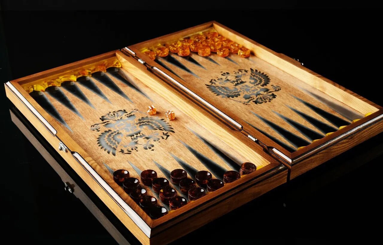 Amber backgammon set Coat of arms|wooden backgammon board decorated Natural Amber |Amber chips Backgammon|Amber Dices| Board Game| Vip Gift