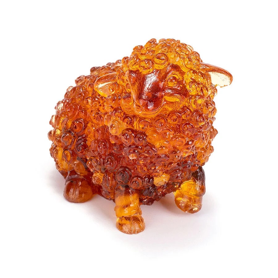 Charming souvenir figurine with natural amber Lamb| Handmade Amber Souvenir gift |Baltic Amber Statuette |Amber  lamb Sculpture |unick gift