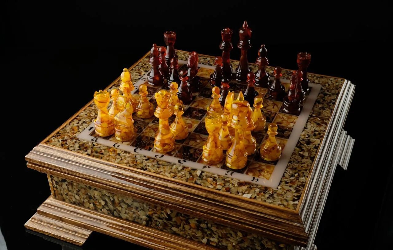 Amber large chess set with luxury chess pieces|Wood amber Chess board |Amber Chess Figures|Board Game|Unick chess gift