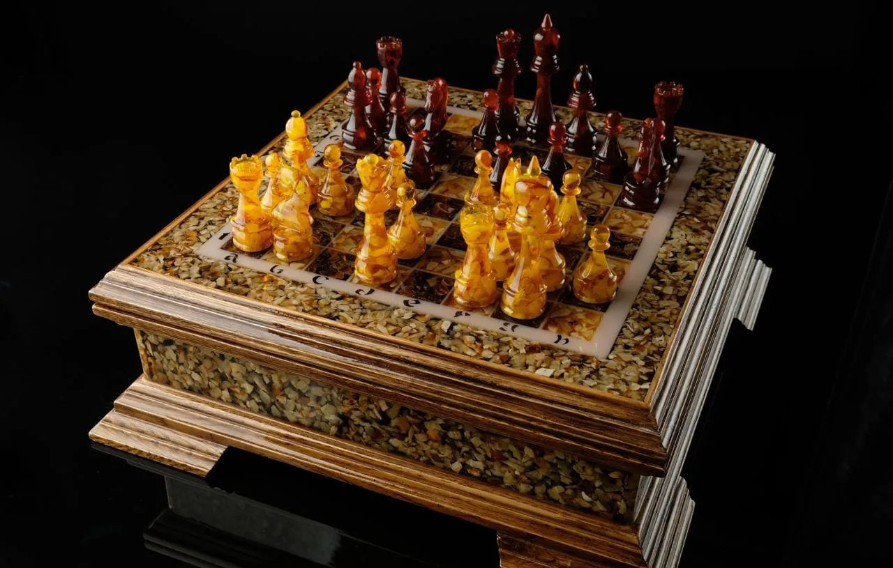 Amber large chess set with luxury chess pieces|Wood amber Chess board |Amber Chess Figures|Board Game|Unick chess gift