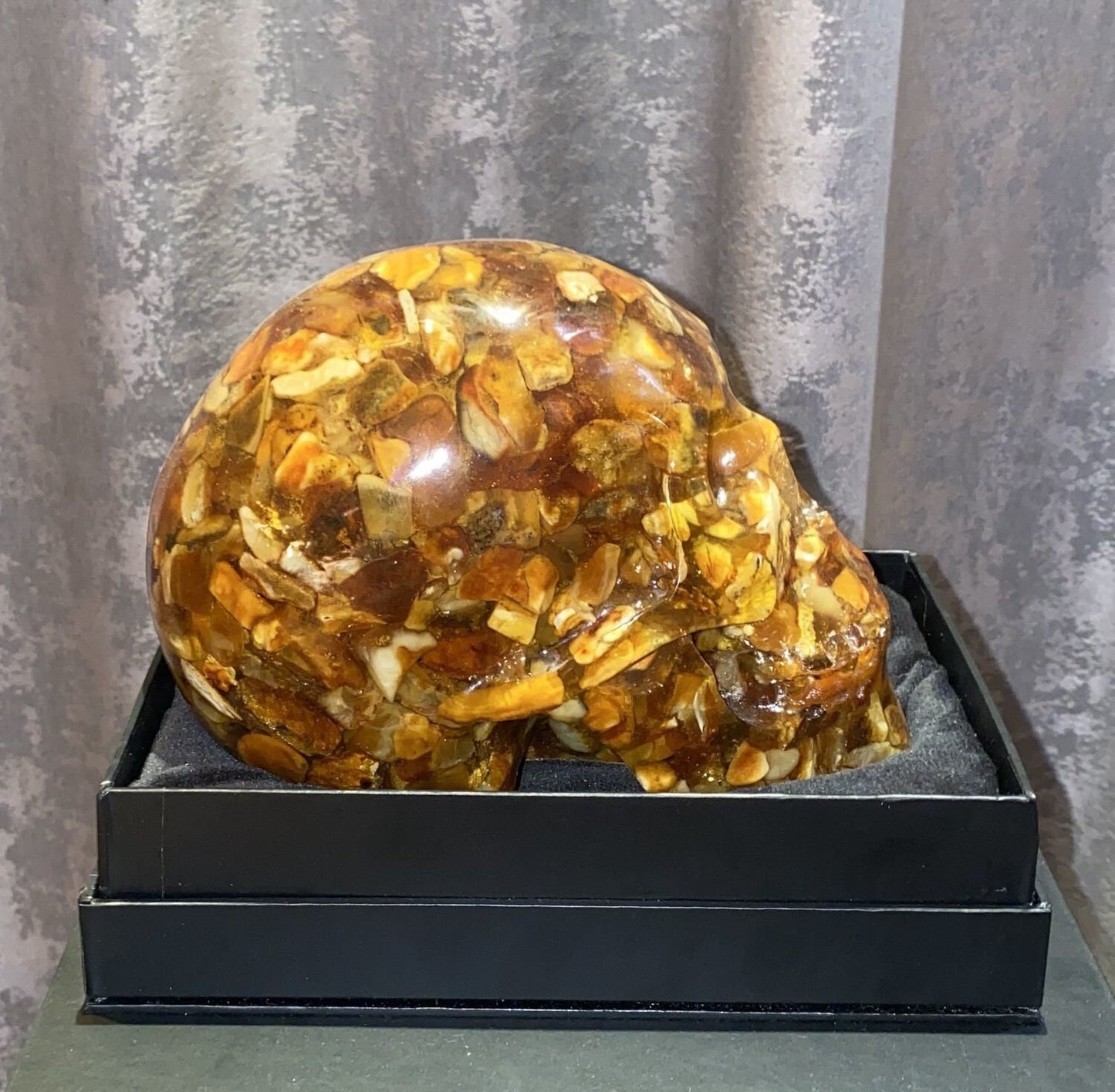 Luxury Skull statue made of natural Baltic amber|Amber Souvenir Statue |Big Amber carved Skull Statuette|Amber skull Sculpture|unick gift