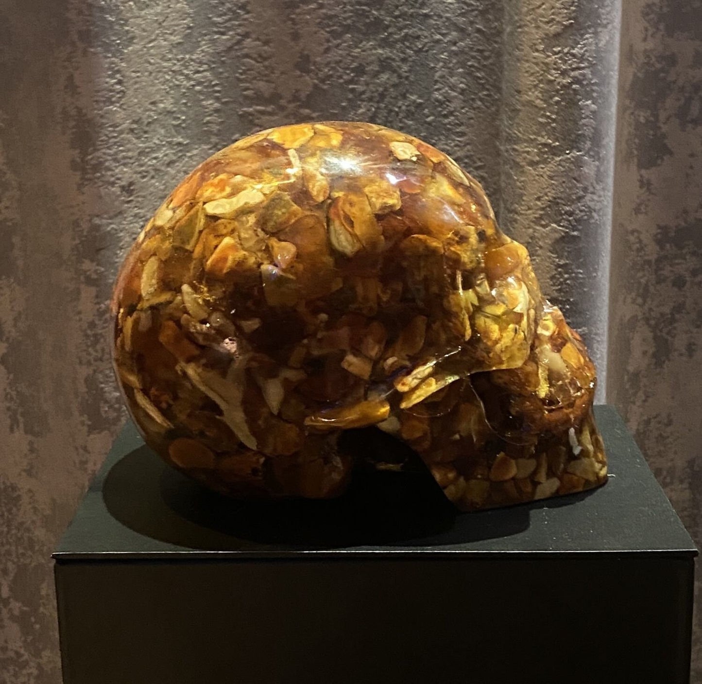 Luxury Skull statue made of natural Baltic amber|Amber Souvenir Statue |Big Amber carved Skull Statuette|Amber skull Sculpture|unick gift