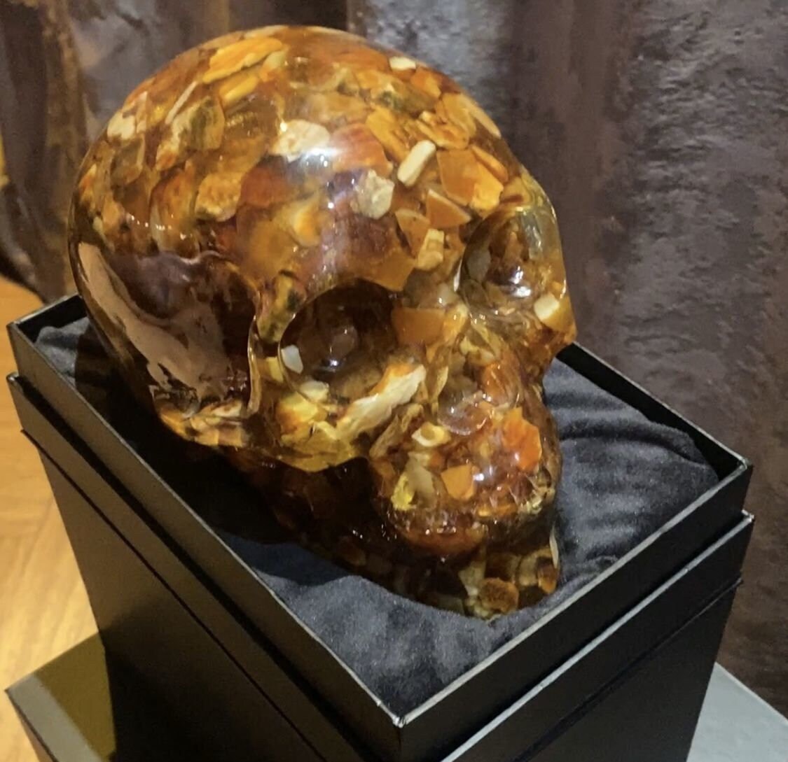 Luxury Skull statue made of natural Baltic amber|Amber Souvenir Statue |Big Amber carved Skull Statuette|Amber skull Sculpture|unick gift