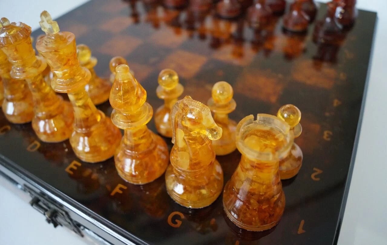 Amber chess set Fortress|Wooden Amber Chessboard |Amber chess Pieces|Unique chess set|Luxury Chess Figures|Board Game