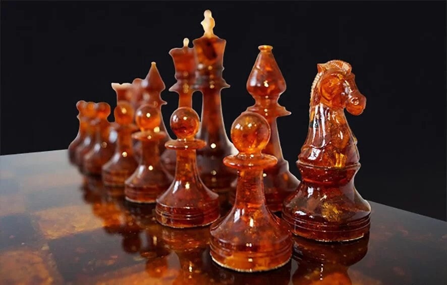 Amber chess set Fortress|Wooden Amber Chessboard |Amber chess Pieces|Unique chess set|Luxury Chess Figures|Board Game