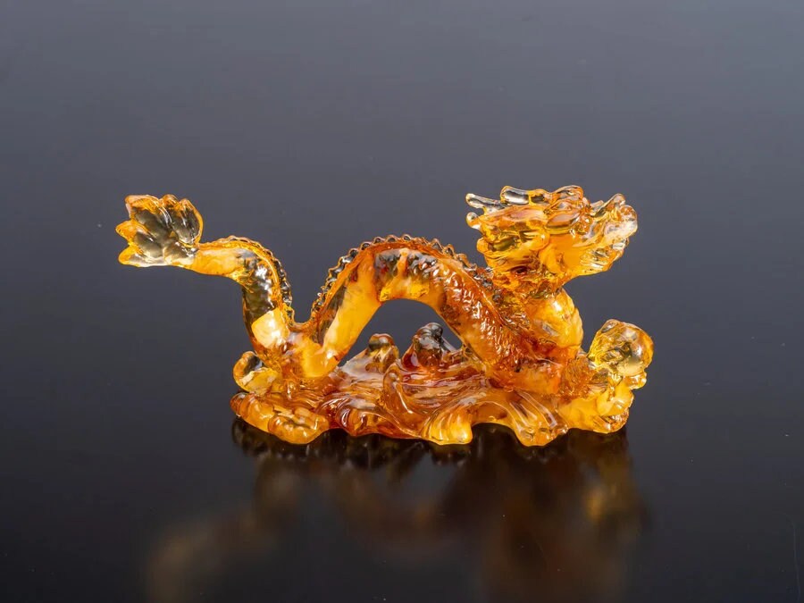 Souvenir figurine amber Chinese Dragon|Amber Dragon Statue|Amber Dragon Sculpture|Handmade amber figurine gift|Home decor